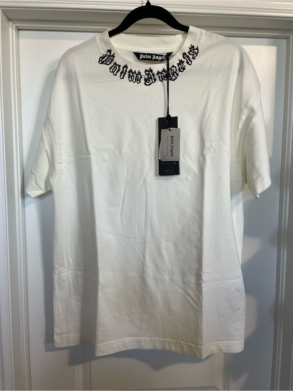NWT Palm Angels Burning Flame Neck Logo T-Shirt Off-White / Black - Size Large